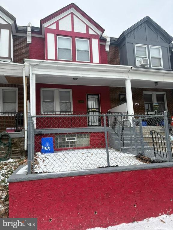 Building Photo - 6714 Woolston Ave