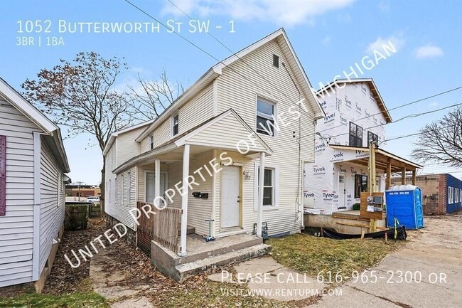 Building Photo - 1052 Butterworth St SW