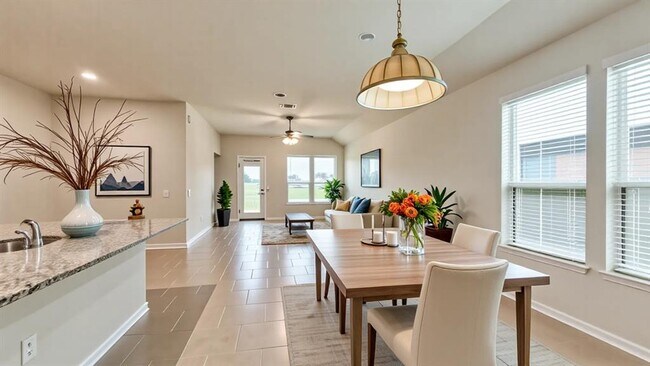 Building Photo - 24707 Royal Pike Dr