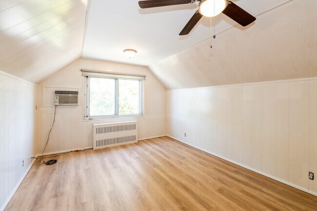 Building Photo - 5838 203rd St