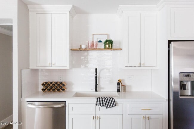 Building Photo - 3425 N 85th St