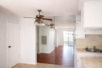 Building Photo - 2750 Holly Hall St