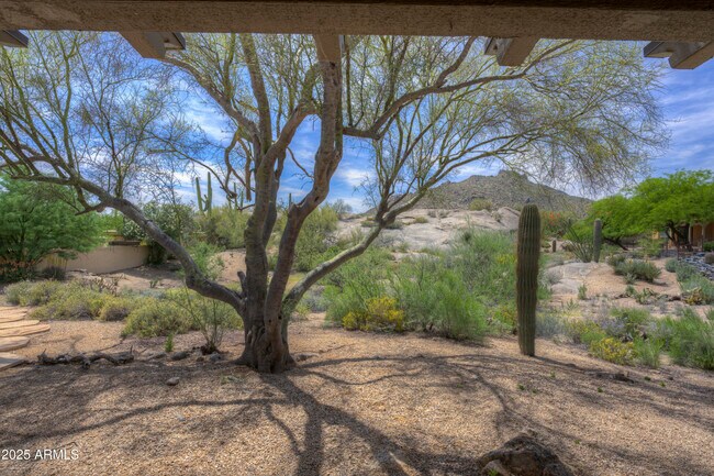 Building Photo - 1103 Ocotillo Cir