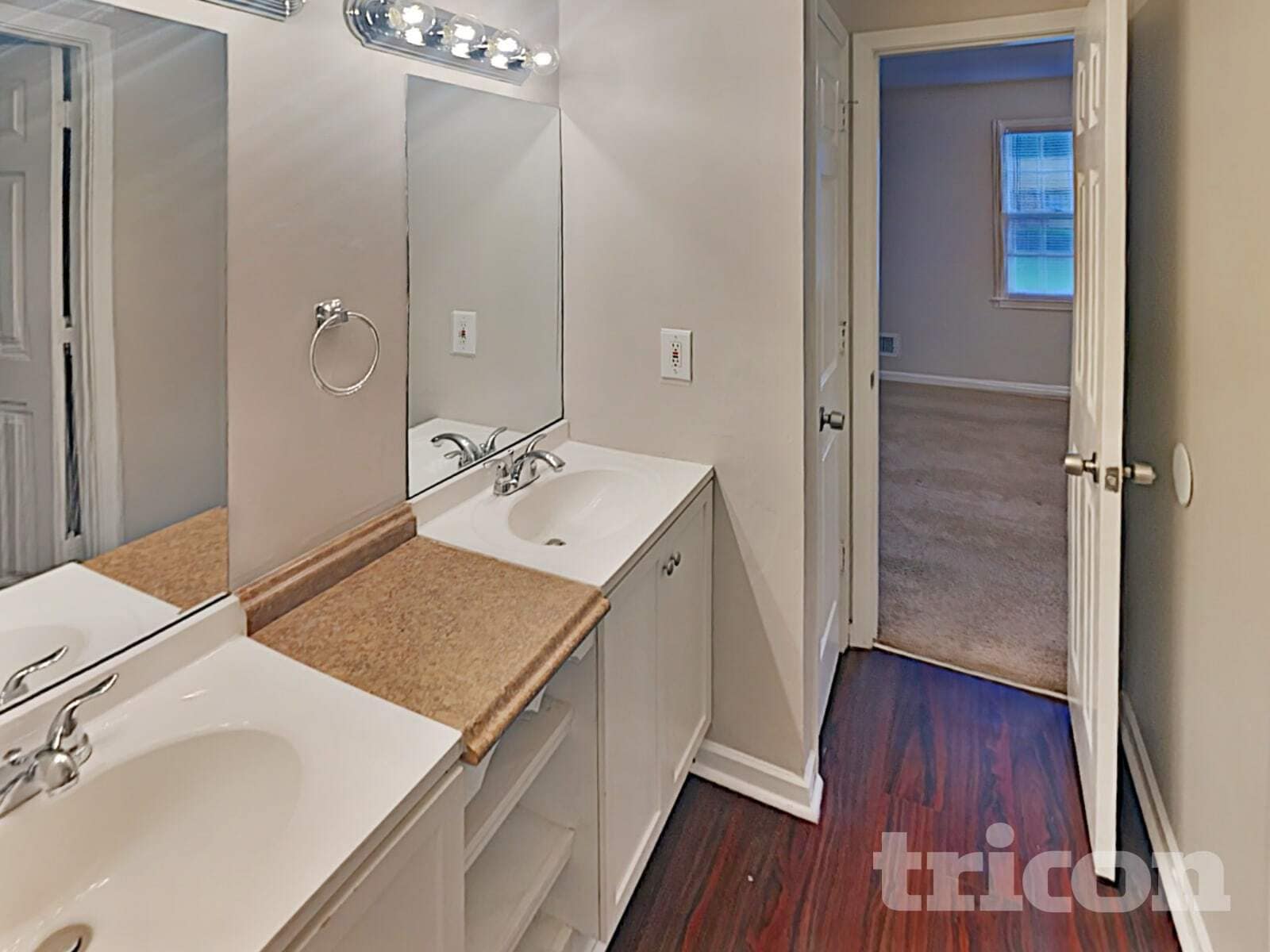 Building Photo - 305 Concourse Dr