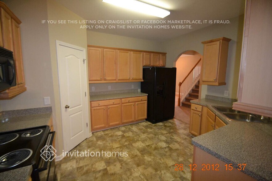 Building Photo - 2570 Arnold Mill Rd NW