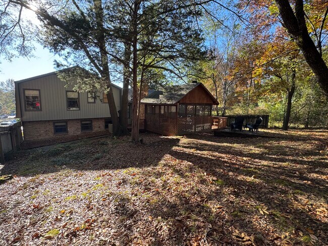 Building Photo - 409 Crosscreek Cir