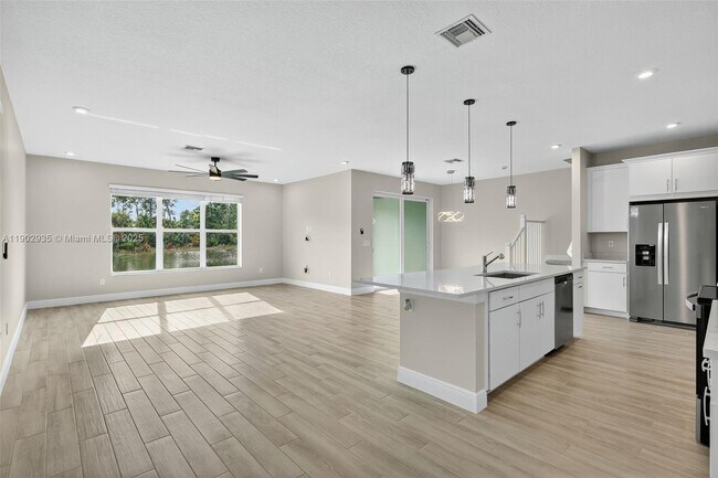 Building Photo - 3508 NW Solange Ct