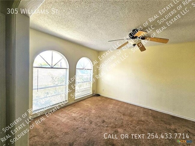 Building Photo - 305 Williams St