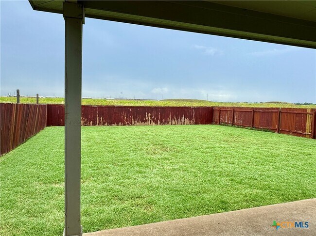 Building Photo - 942 Pumpkin Rdg