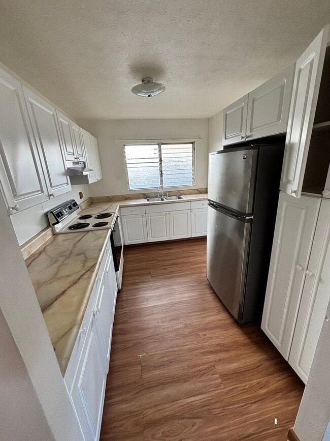 Building Photo - 3838 Keanu St