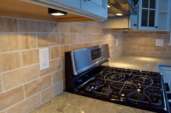 Kitchen - 35 S State St