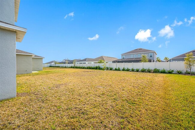 Building Photo - 5913 Laurelcrest Gln