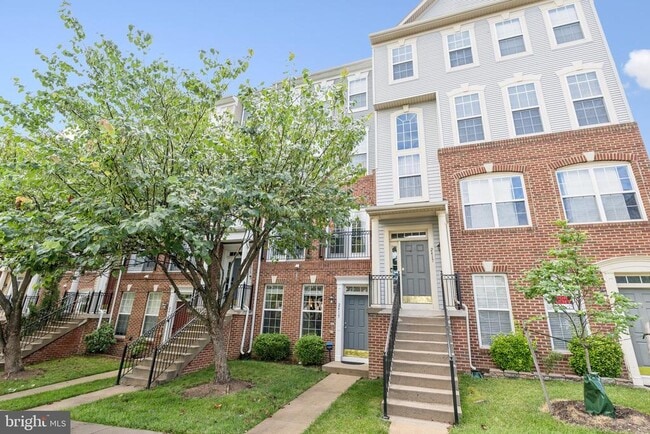 Building Photo - 2415 Rainswood Ln