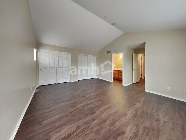 Building Photo - 1373 S Quintero Way