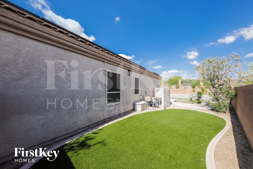 Building Photo - 26735 N 65th Dr