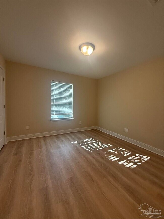 Building Photo - 5973 Chi Chi Cir