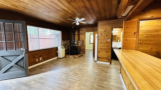 Building Photo - 1+ Bed in Idyllwild