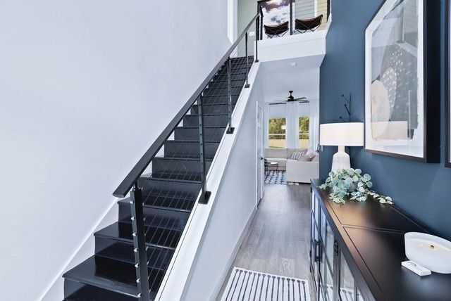 Building Photo - 5631 Heckscher Dr