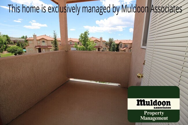 Building Photo - Beautiful 2-Story townhome in gated community