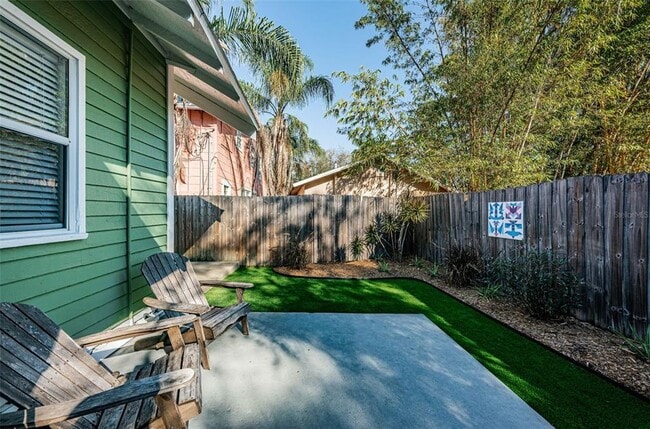 Building Photo - 1009 8th St N