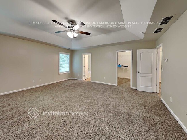 Building Photo - 147 Hawthorn Dr