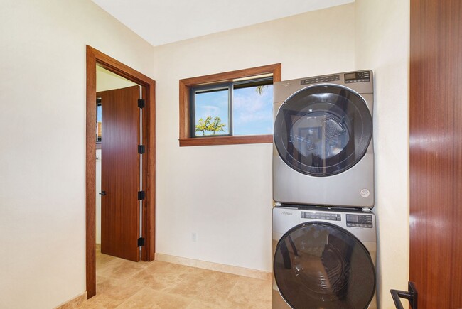 Building Photo - Stunning New Custom Home in Bayview Estates – Your Slice of Paradise