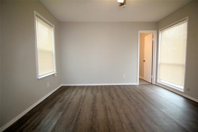 Building Photo - 10415 Losa Dr