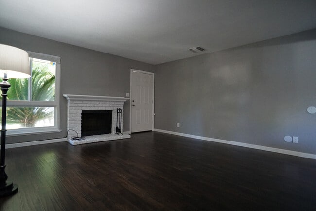 Building Photo - Beautiful home in Rancho Cordova!