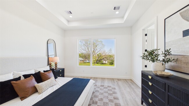 Building Photo - 2417 Harrington St