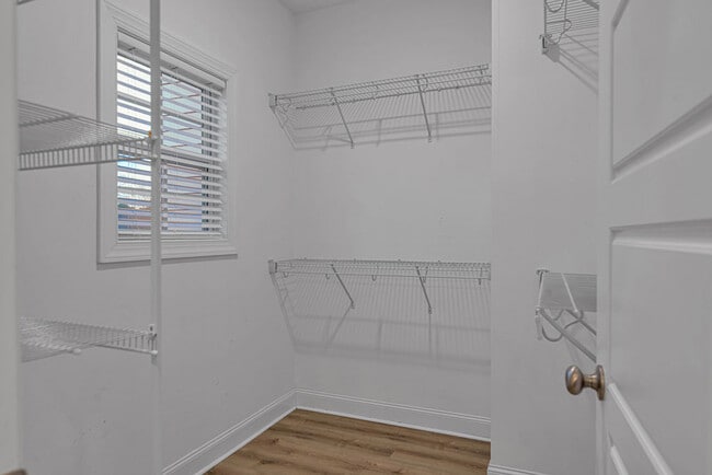 Building Photo - 707 Riva Ridge Rd