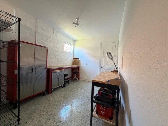 Building Photo - 10722 Wicker Park Pl
