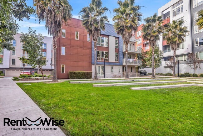 Building Photo - 390 Riesling Ave