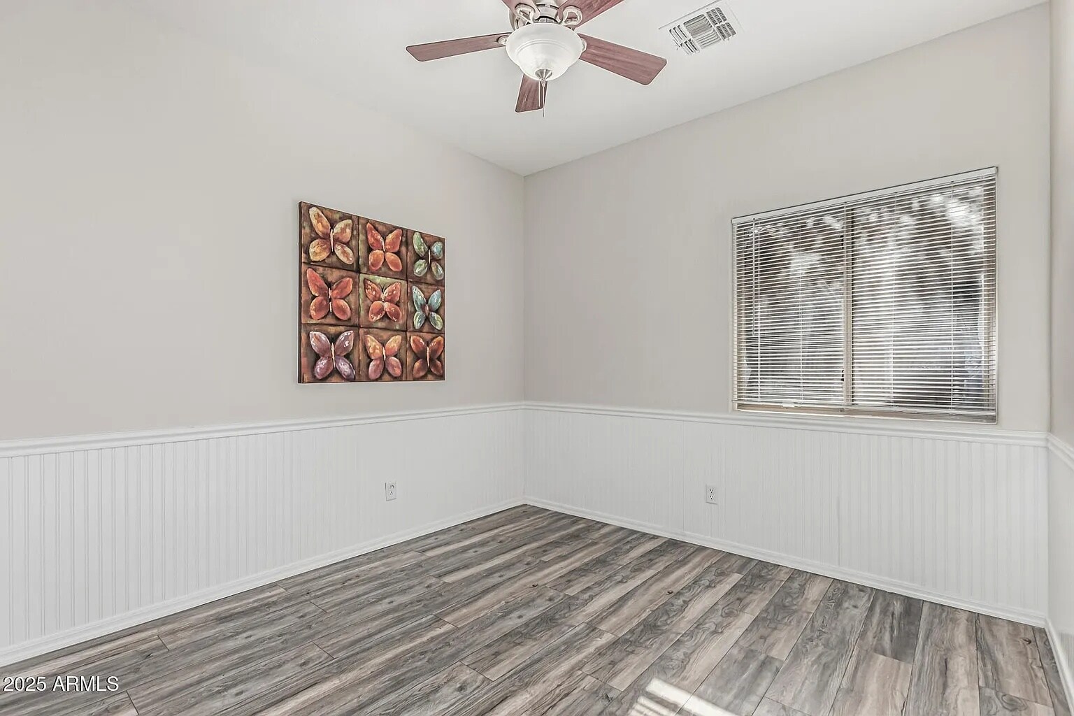 Building Photo - 16242 W Maui Ln