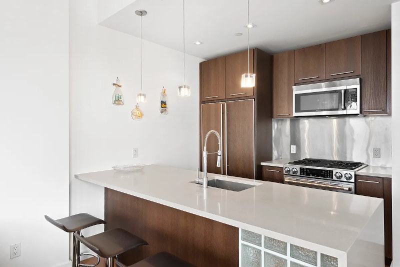 Building Photo - 342 E 110th St