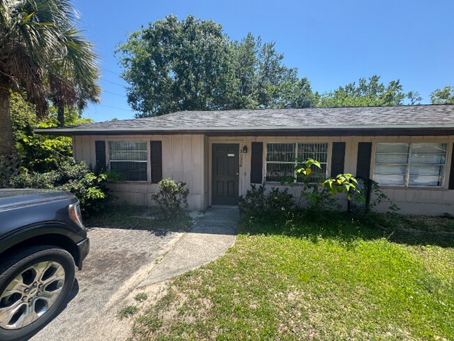 Building Photo - 21514 Campbell Dr