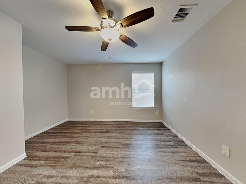 Building Photo - 12915 Mason Terrace Ln
