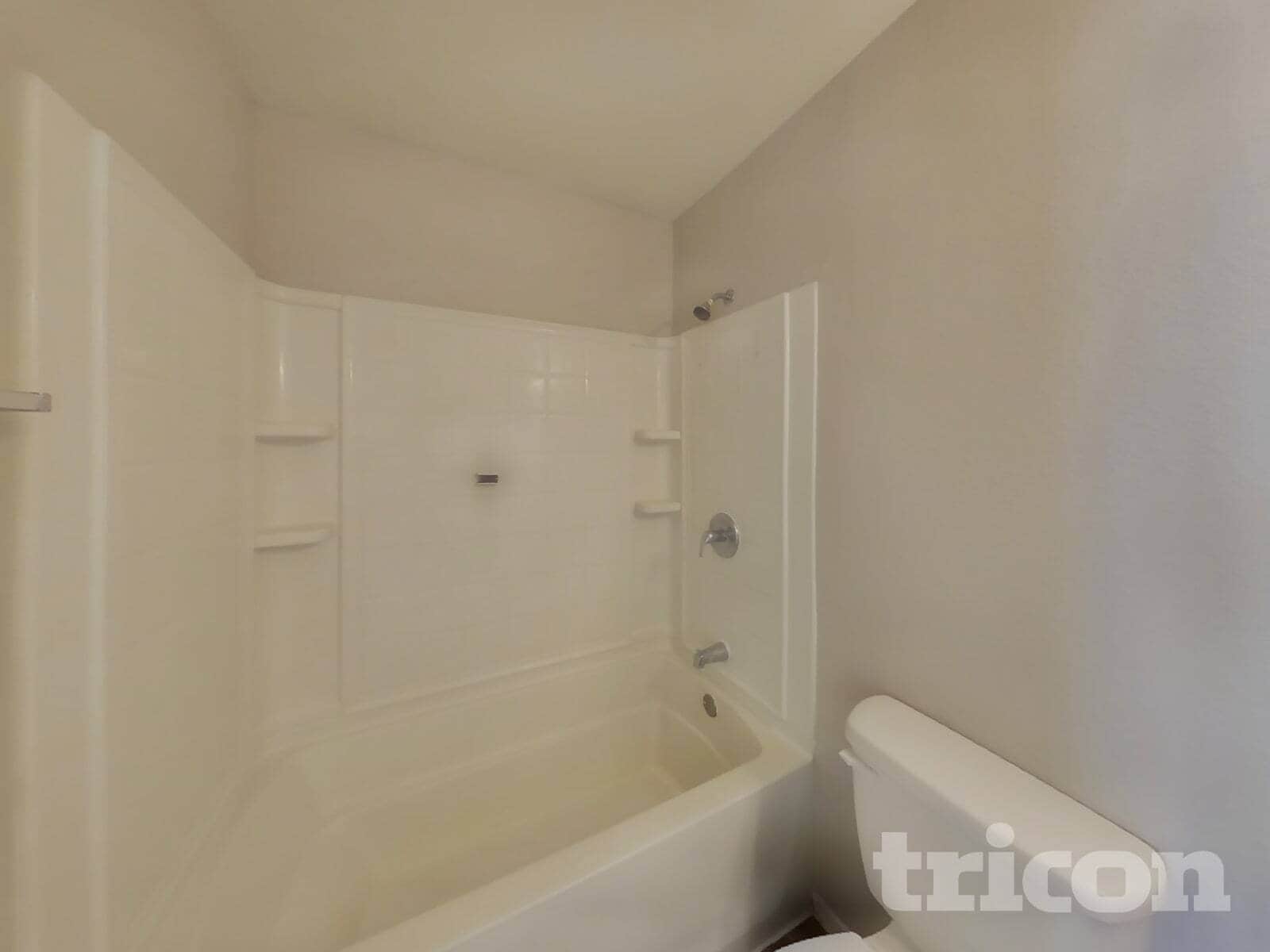 Building Photo - 4078 Deerfield Ave