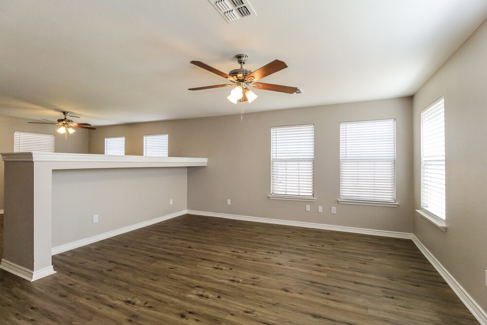 Building Photo - 310 Quail Run Rd