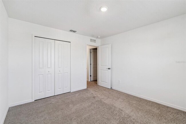 Building Photo - 1712 Tropical Oasis Ave