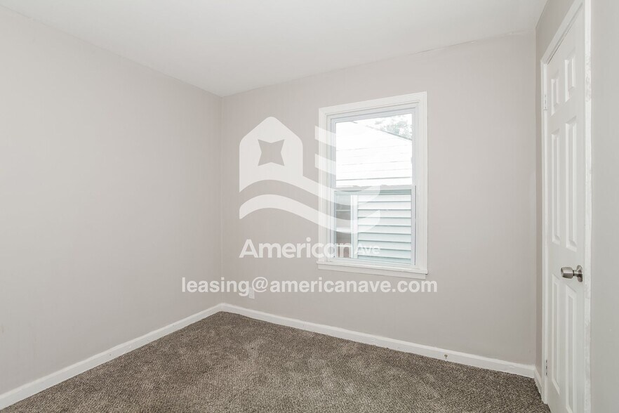 Building Photo - 8375 Pippin Rd