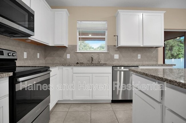 Building Photo - 1042 Michelangelo Ln