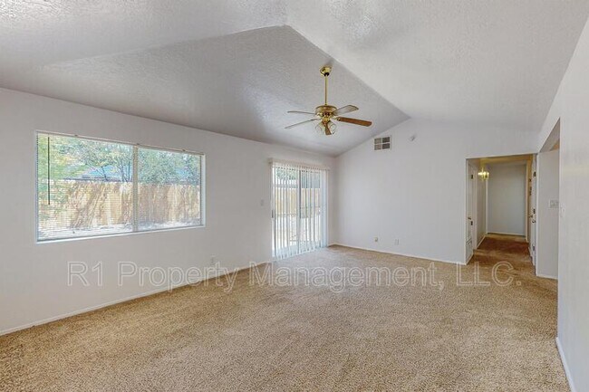 Building Photo - 1729 Chamisa Rd NE