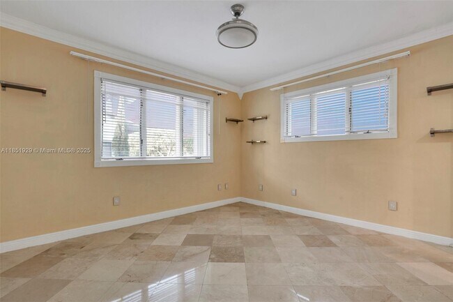 Building Photo - 16232 NW 79th Ave