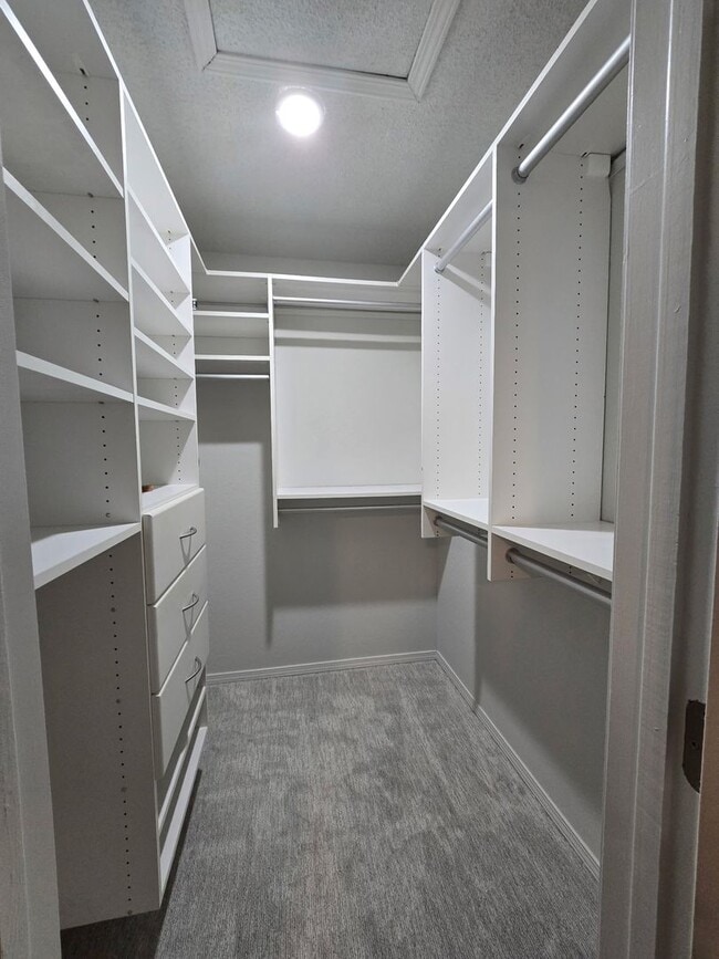 Building Photo - 5200 Martel Ave