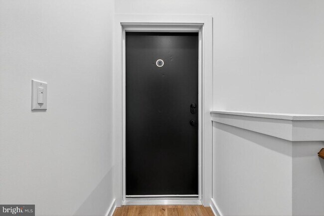 Building Photo - 2219 N 4th St