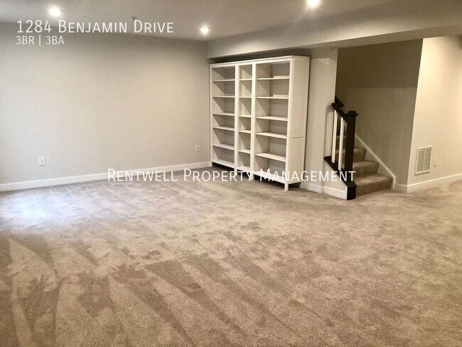 Building Photo - 1284 Benjamin Dr