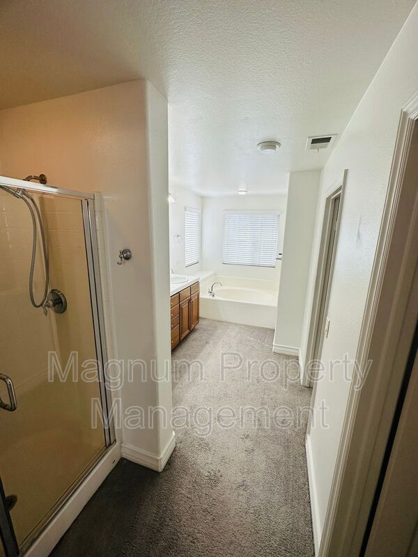 Building Photo - 37168 Galileo Ln