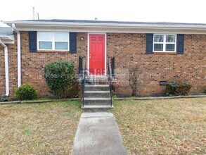 Building Photo - 2118 Everitt St