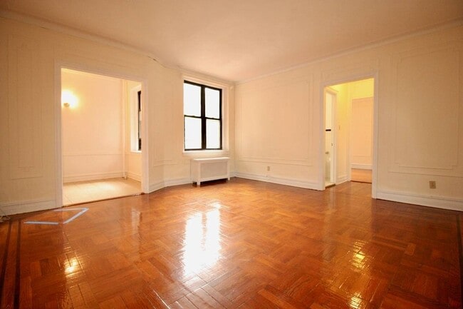 Building Photo - 128 Marine Ave