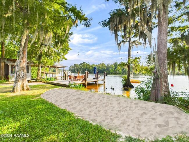 Building Photo - 68335 Taulla Dr